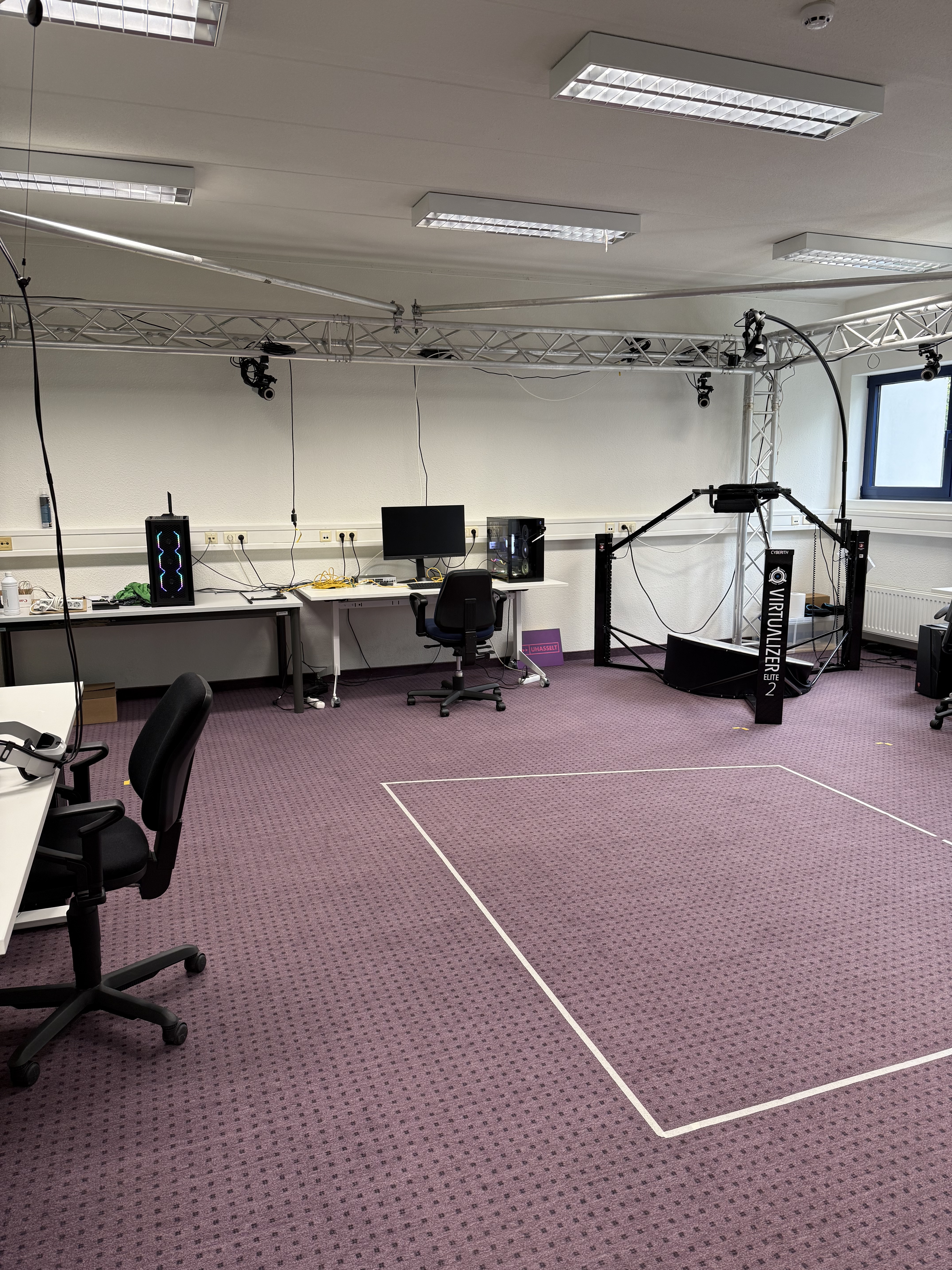 MAXVR-INFRA Lab
